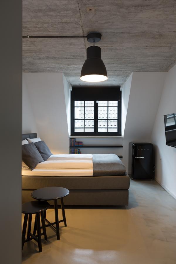 Square Rooms 8 Дюссельдорф Экстерьер фото